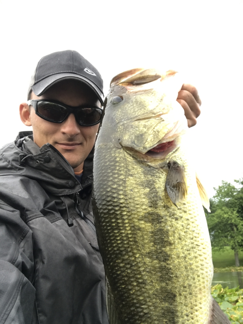 Jigging For Largemouth Bass - On The Water